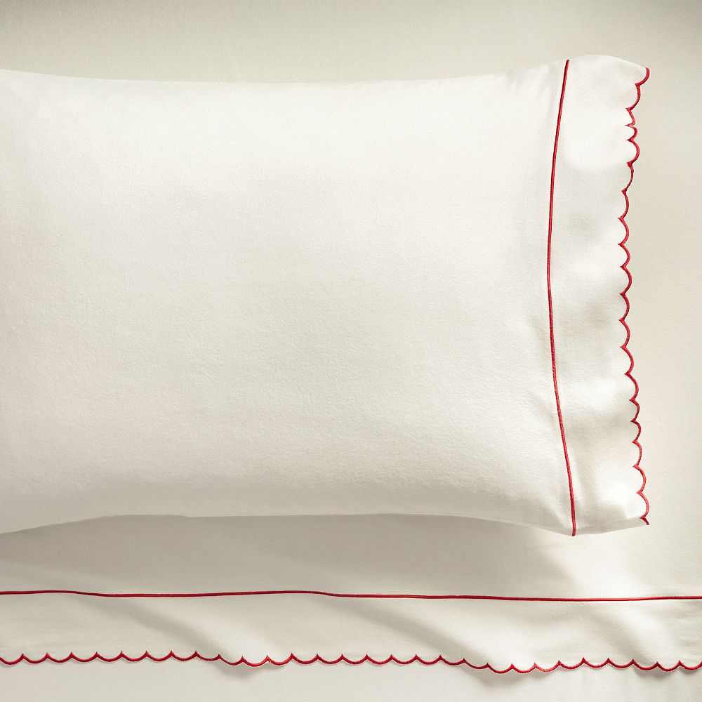 Open Box: Scallop Flannel Sheet Set