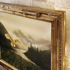Harry Potter&#8482; Mystical Light-Up Mirror (33&quot;x24&quot;)