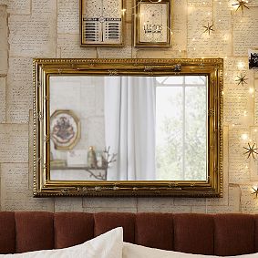 Harry Potter&#8482; Mystical Light-Up Mirror (33&quot;x24&quot;)