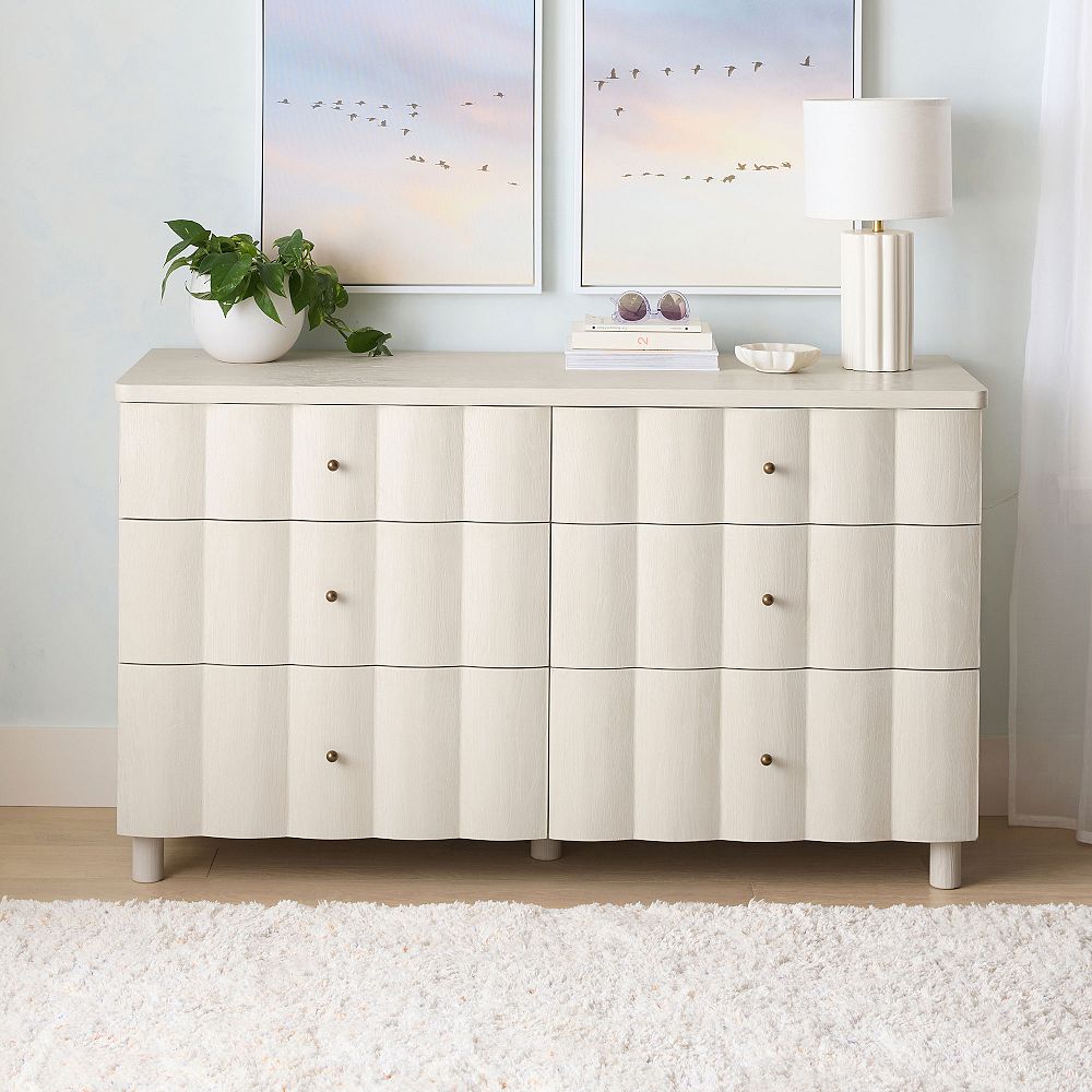 Fluted 6-Drawer Dresser (56w x 19d&quot;)
