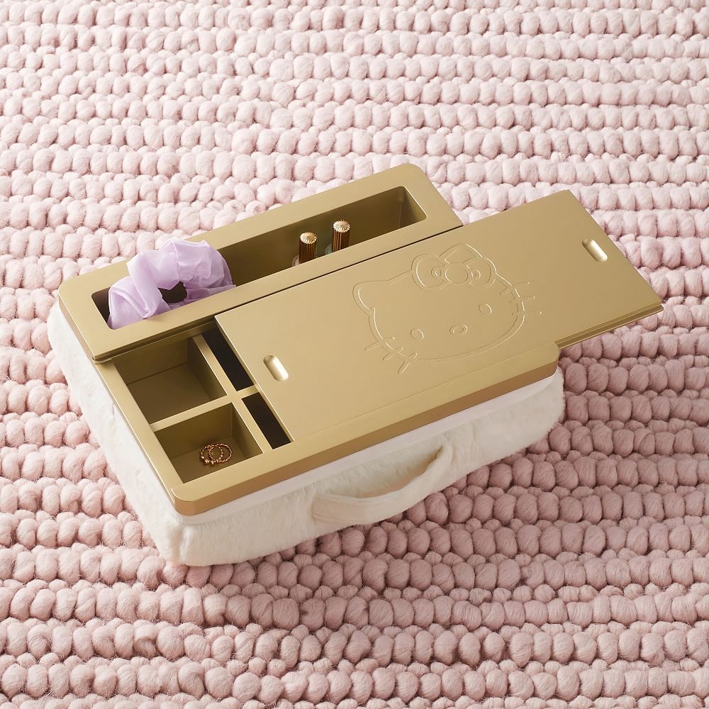 Hello Kitty&#174; Deluxe Mani/Pedi Lapdesk