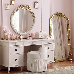 LoveShackFancy Marquee Floor Mirror (30&quot;x59&quot;)