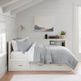 Hampton Corner Storage Bed &amp; 5 Drawer Wide Dresser Set