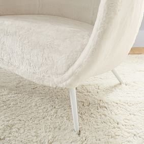 Polar Bear Cave Chair