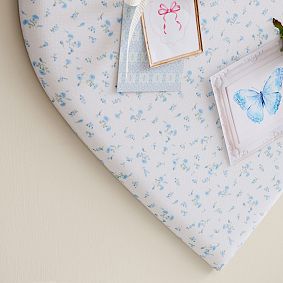 LoveShackFancy No Nails Floral Heart Pinboard (24&quot;)