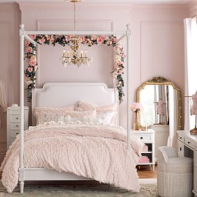 LoveShackFancy Marquee Floor Mirror (30&quot;x59&quot;)