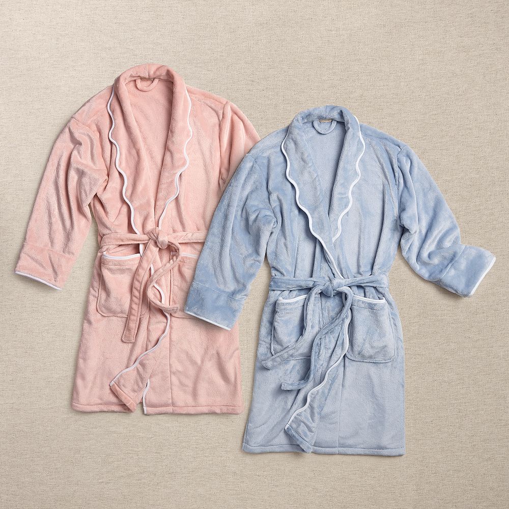 Scallop Robe
