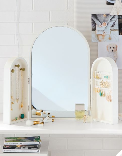 Jewelry &amp; Beauty Storage