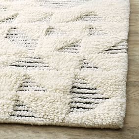 Triangle Stripe Rug