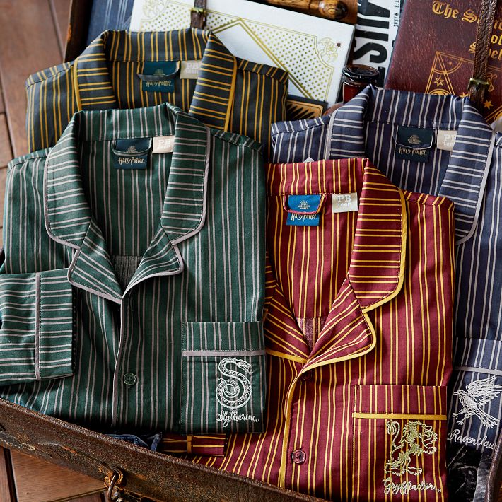 国内発送 HARRY POTTER Ravenclaw パジャマ Pottery Barn Harry Potter™ Ravenclaw™ House Pajama Set | Pottery Barn Teen
