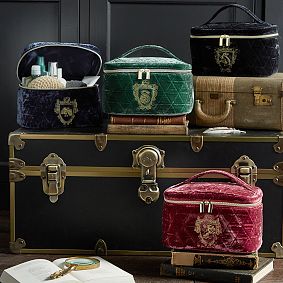 Harry Potter&#8482; Hufflepuff&#8482; Velvet Train Case