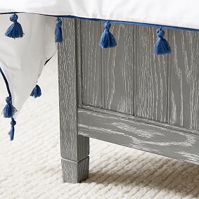 Beadboard Basic Bed &amp; Nightstand Set