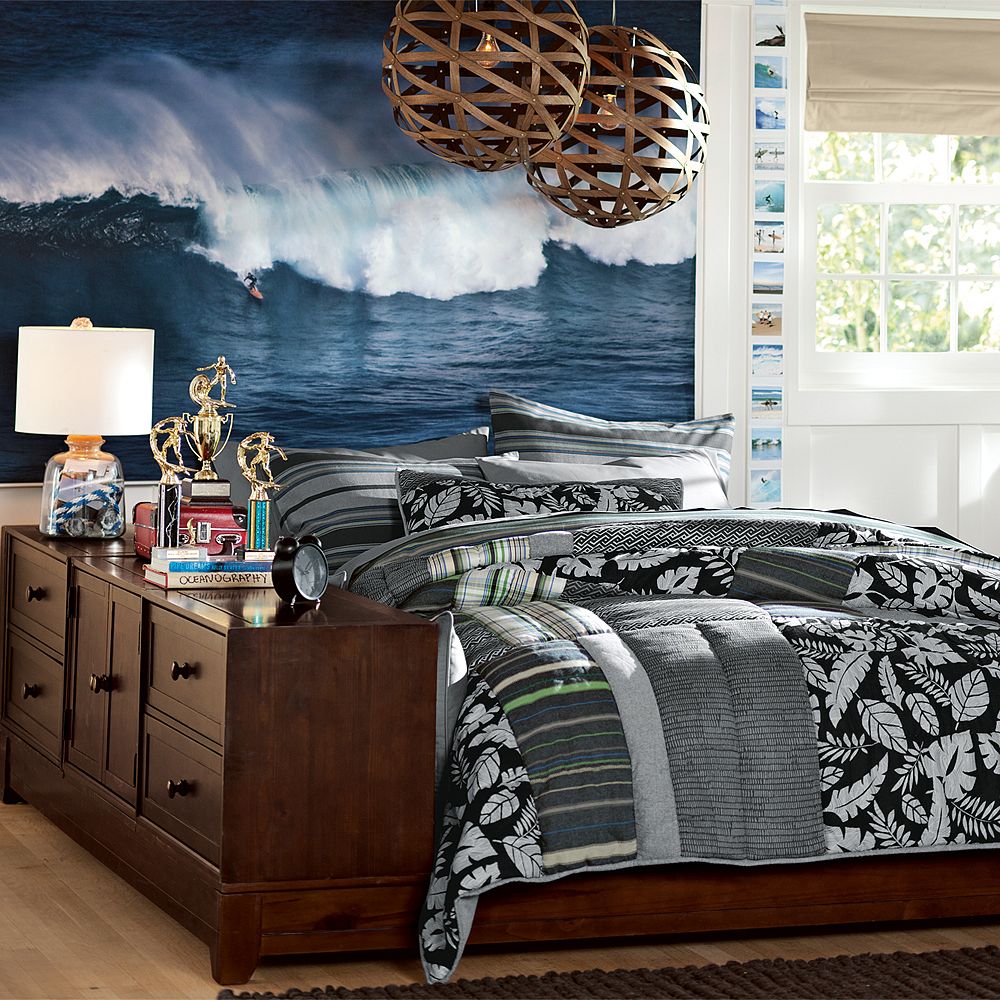 Surf's Up Patchwork Quilt