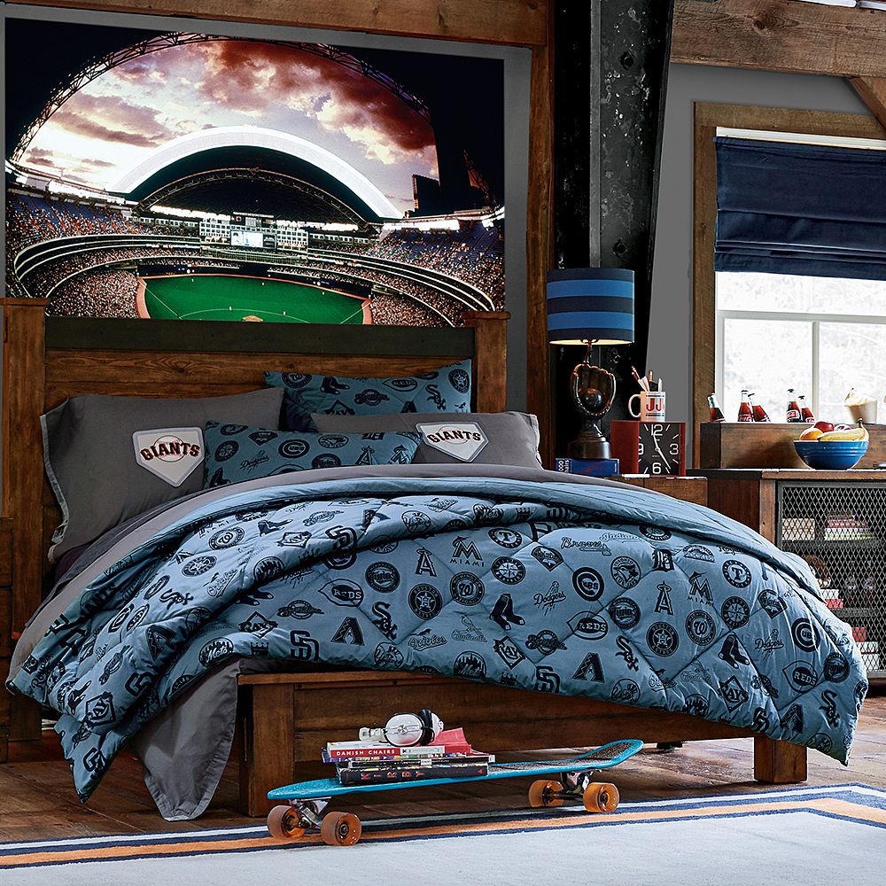 <i>MLB&#8482;</i> Sham