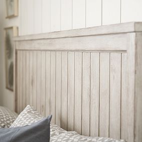 Beadboard Basic Bed &amp; Nightstand Set