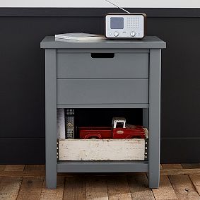 Sutton Classic Nightstand