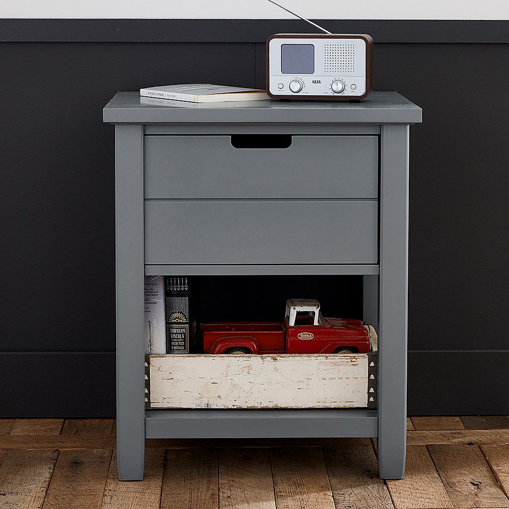 Sutton Classic Nightstand