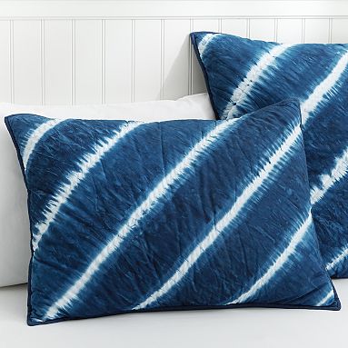 Tahiti Tie Dye Quilt, Standard Sham, Royal Navy
