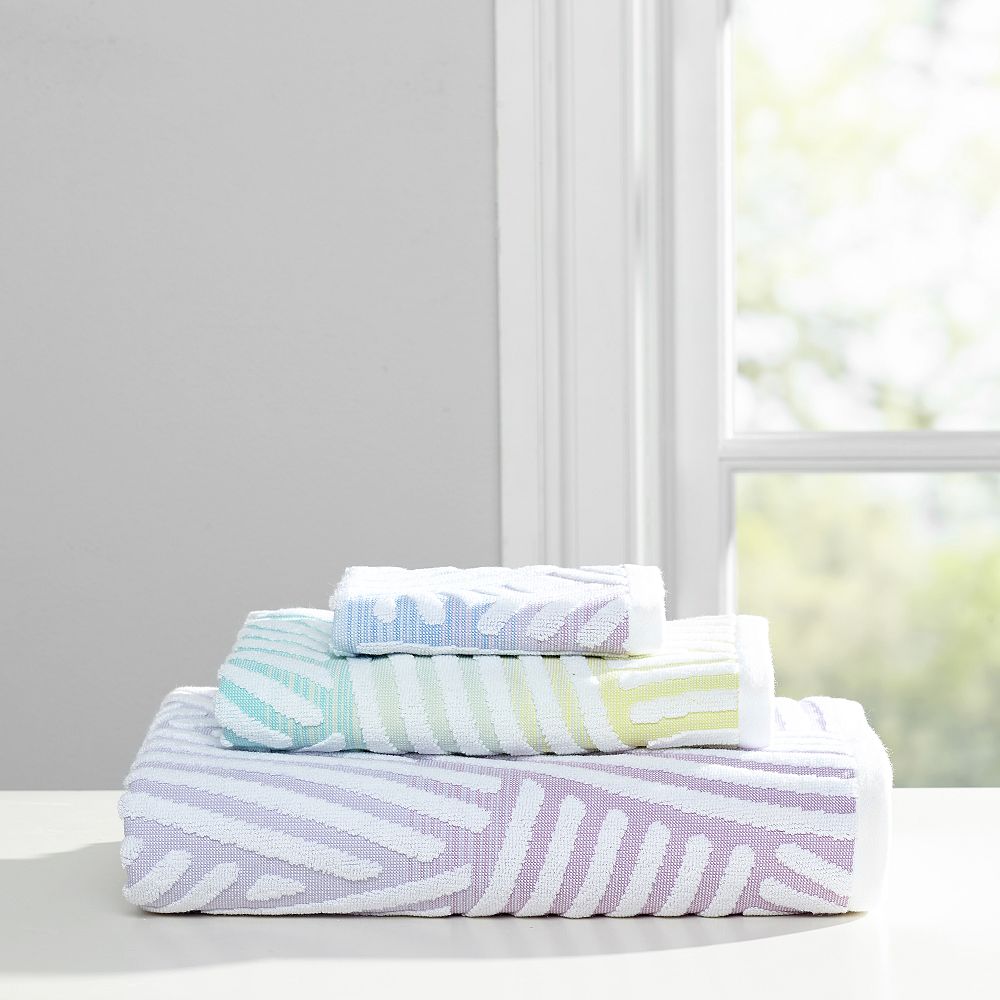 Ombre Labyrinth Towel