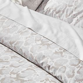Dreamy Leopard Duvet Cover