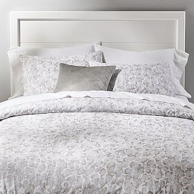 Dreamy Leopard Duvet Cover