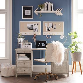 Arrow Shelf