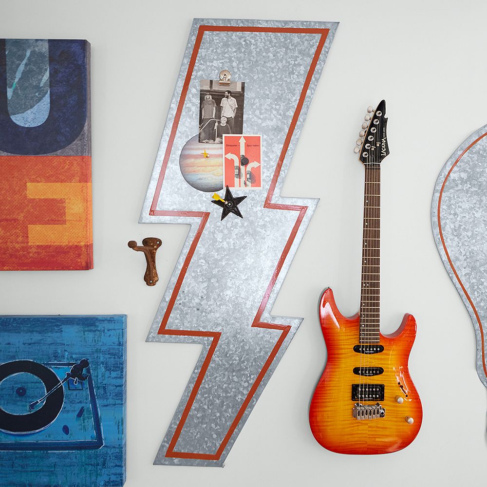 Galvi Lightning Wall Decor