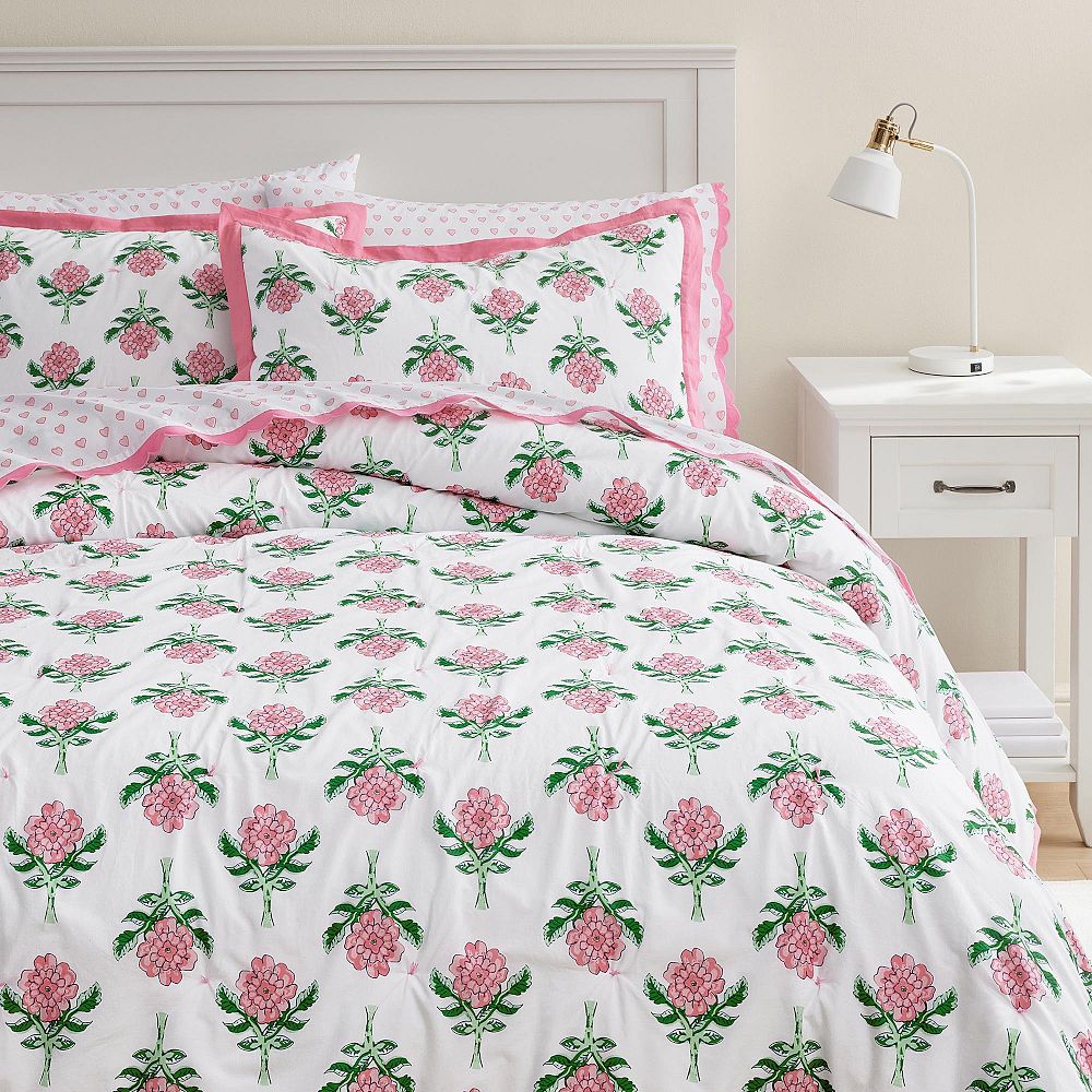 Roller Rabbit Rosebud Quilt