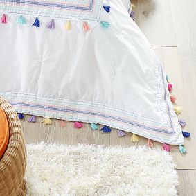 Emma Tassel Quilt