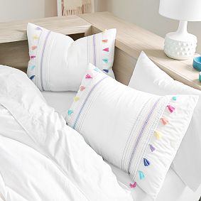 Emma Tassel Quilt