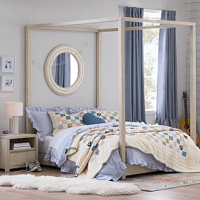 Scalloped Table Lamp (18&quot;)