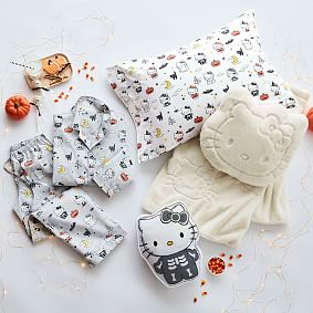 Hello Kitty&#174; Glow-in-the-Dark Halloween Loose Fit Pajama Set