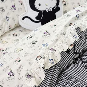 Hello Kitty&#174; and Friends Halloween Sheet Set