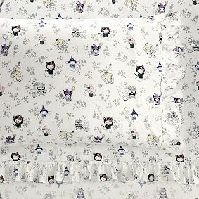 Hello Kitty&#174; and Friends Halloween Sheet Set