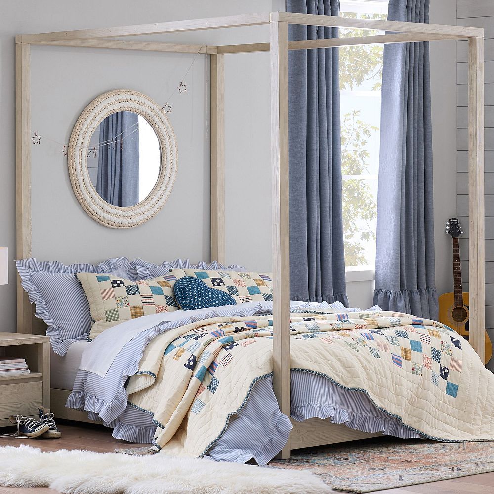 Costa Canopy Bed