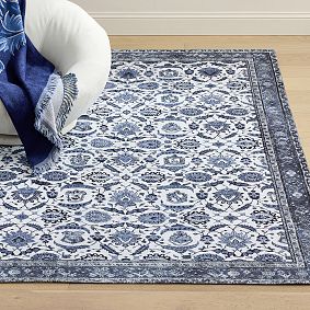 Harry Potter&#8482; Hogwarts&#8482; Crest Washable Rug
