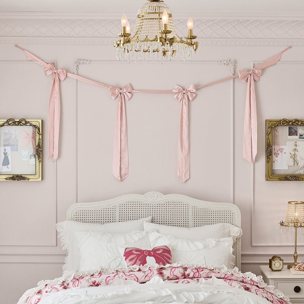 LoveShackFancy Satin Bow Garland (90&quot;)