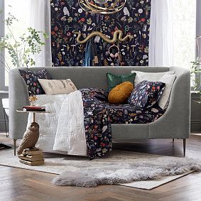 Harry Potter&#8482; Hedwig&#8482; Side Table (16&quot;)