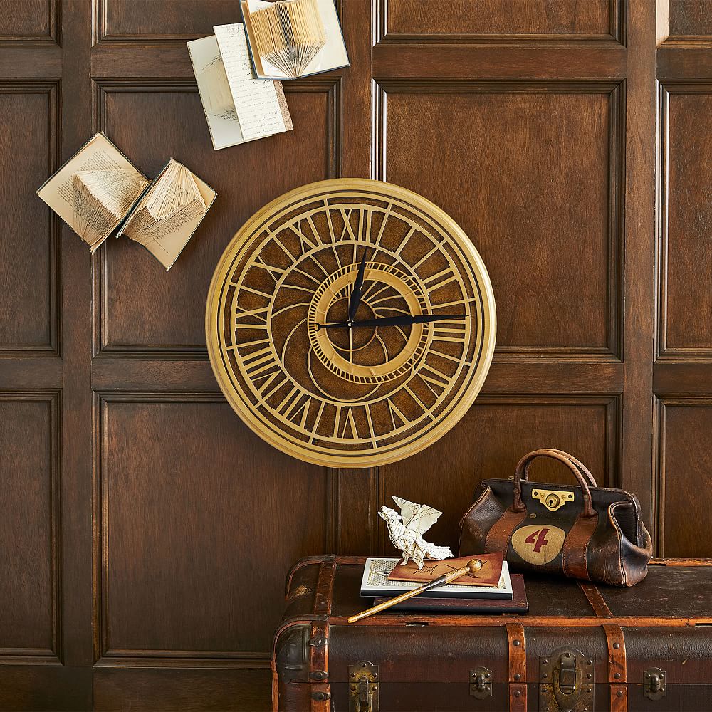 Harry Potter&#8482; Hogwarts&#8482; Clock