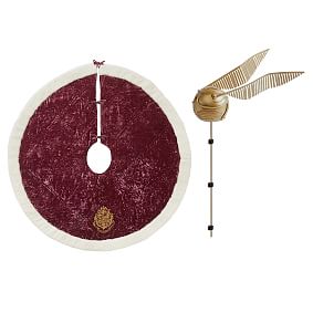 Harry Potter&#8482; Golden Snitch&#8482; Tree Topper &amp; Skirt Set