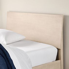 Keaton Classic Bed