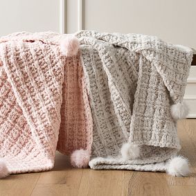 Cloud Hug Pom-Pom Throw