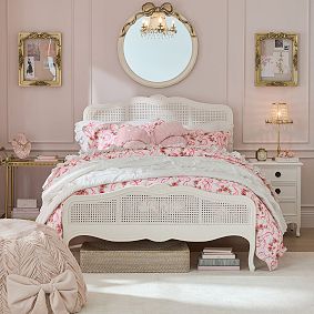 LoveShackFancy Ruffle Bow Quilt