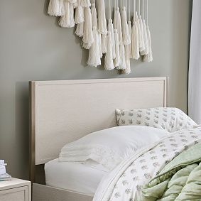 Blaire Classic Bed