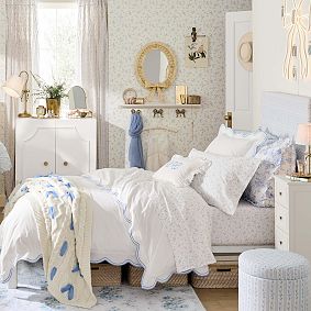 LoveShackFancy Embroidered Scallop Duvet Cover