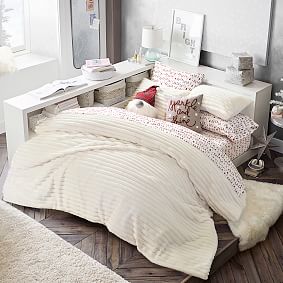 Channel Cloud Faux-Fur Quilt