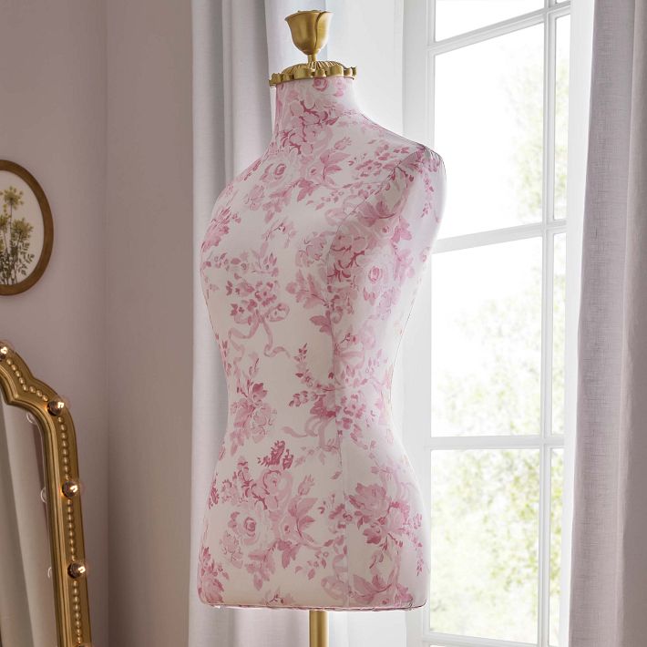 LoveShackFancy Dress Form (63