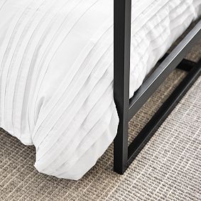 Park Canopy Bed