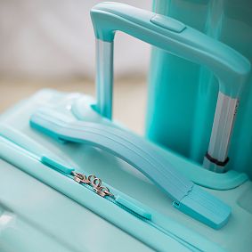 Open Box: Channeled Hard-Sided Ombre Carry-on Spinner