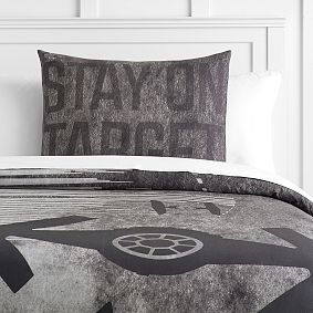 <em>Star Wars</em>&#8482; Space Chase Duvet Cover